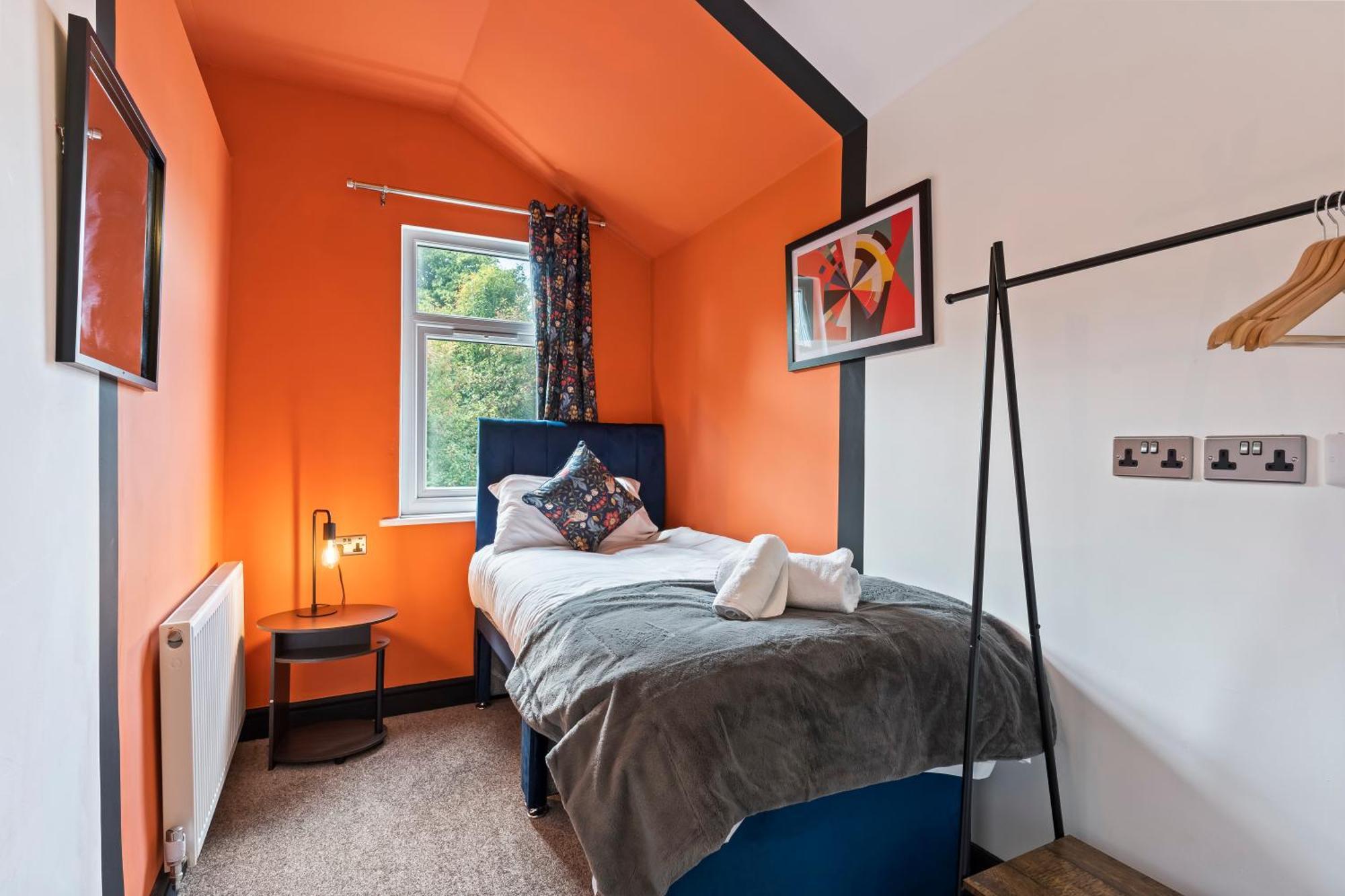 4 Bedroom, 2 Bath In Newcastle Town Centre Экстерьер фото