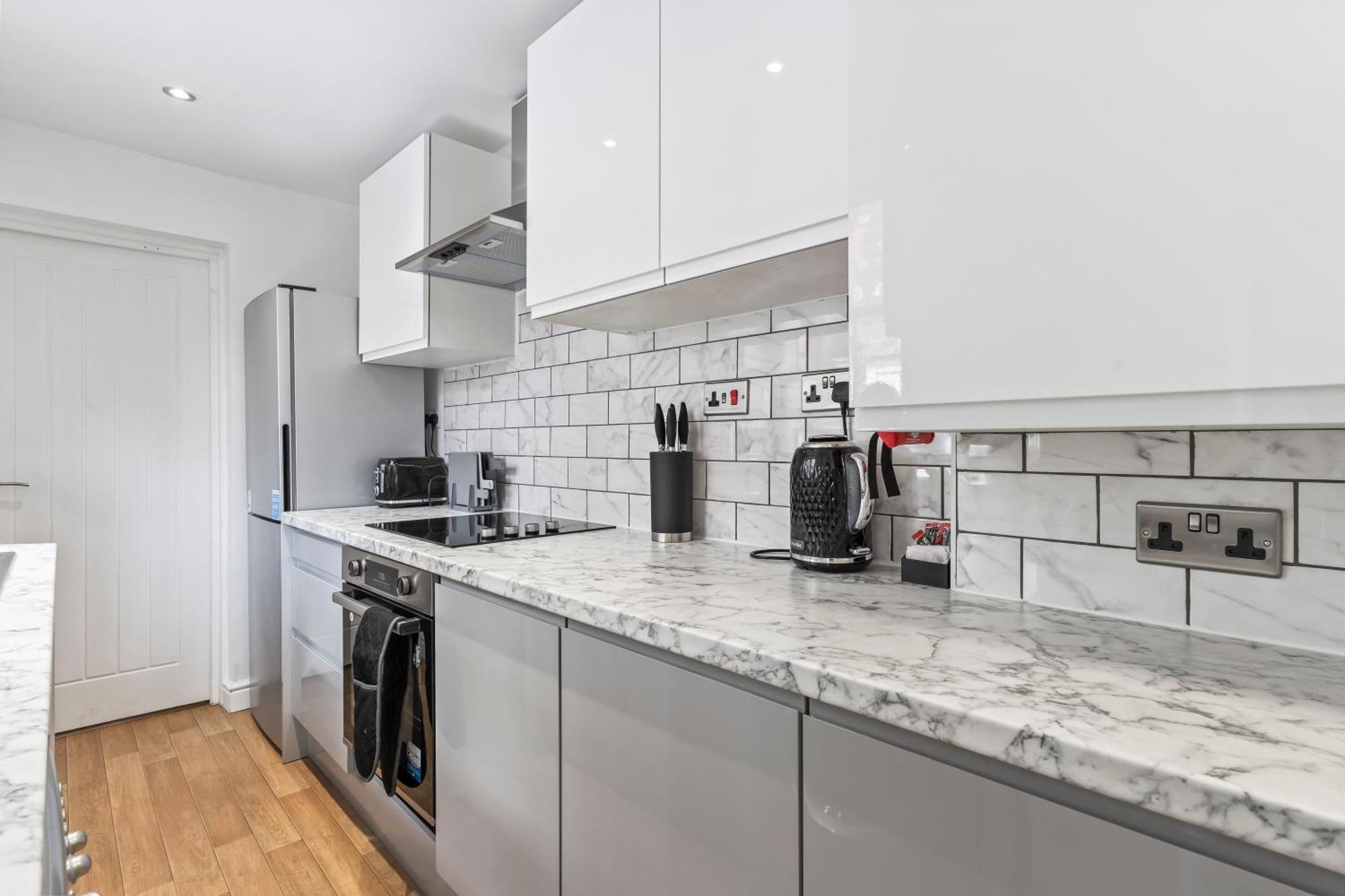 4 Bedroom, 2 Bath In Newcastle Town Centre Экстерьер фото