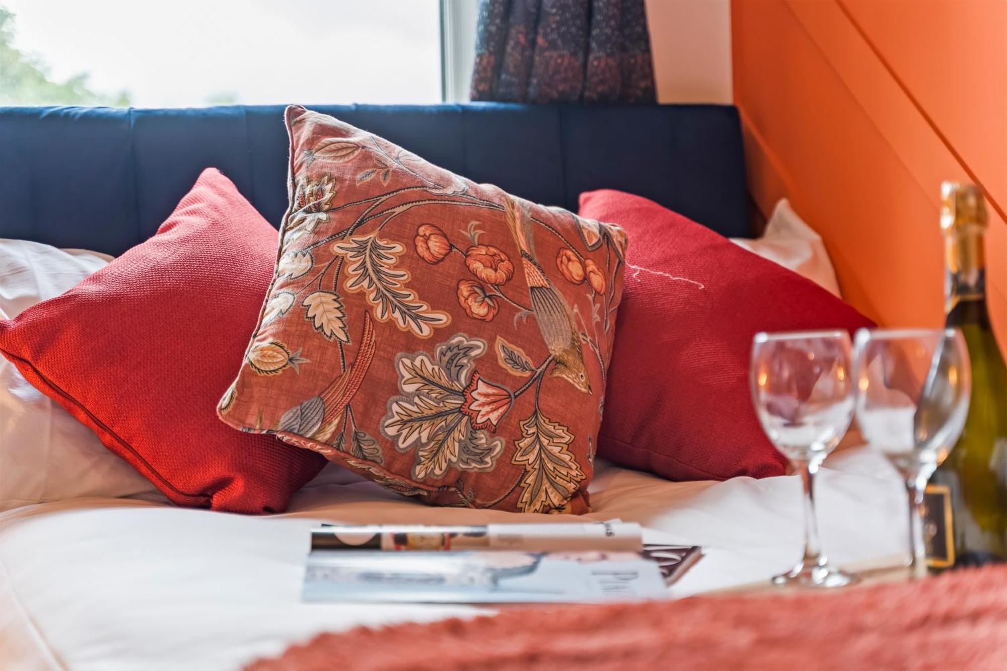 4 Bedroom, 2 Bath In Newcastle Town Centre Экстерьер фото
